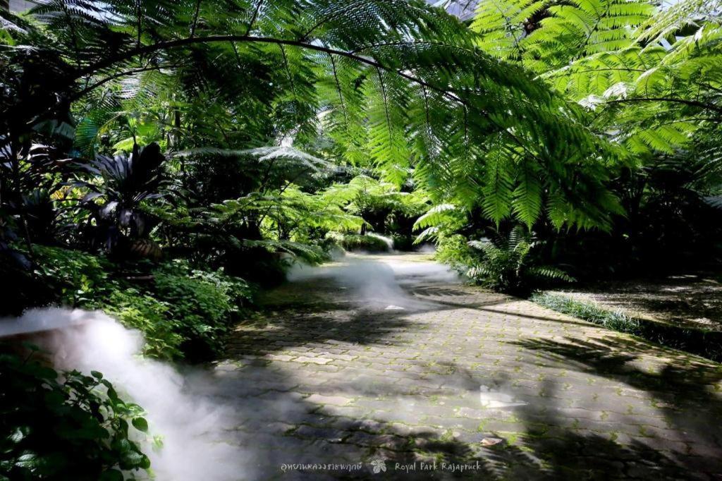 Rajapruek Place Chiang Mai Extérieur photo