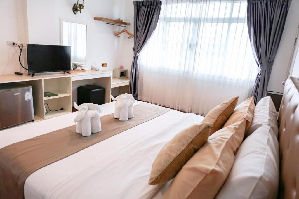 Rajapruek Place Chiang Mai Extérieur photo