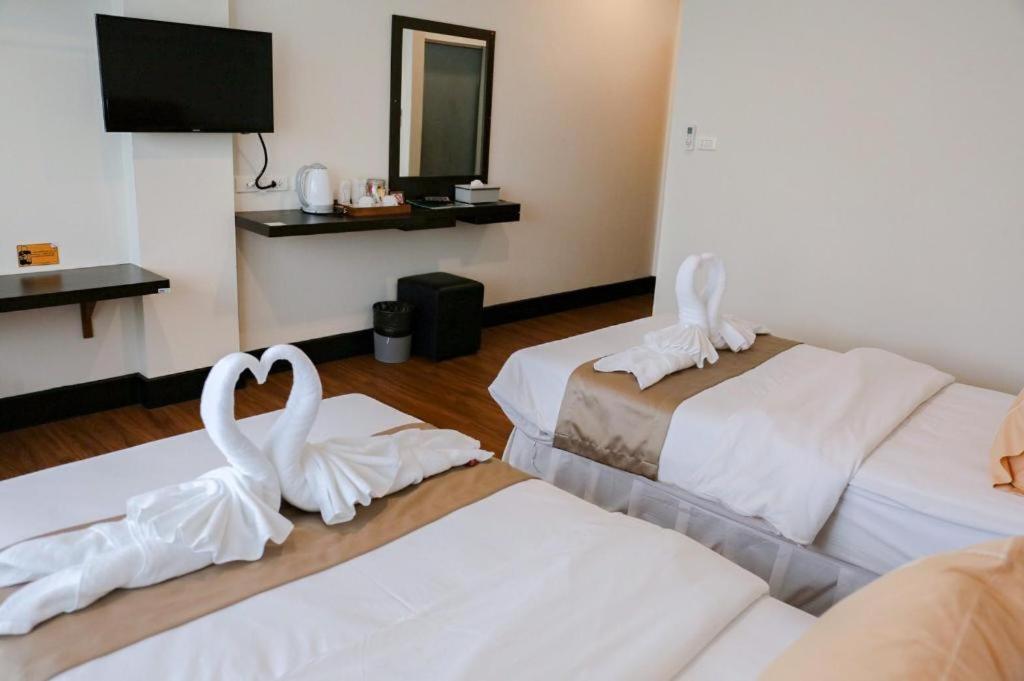 Rajapruek Place Chiang Mai Extérieur photo