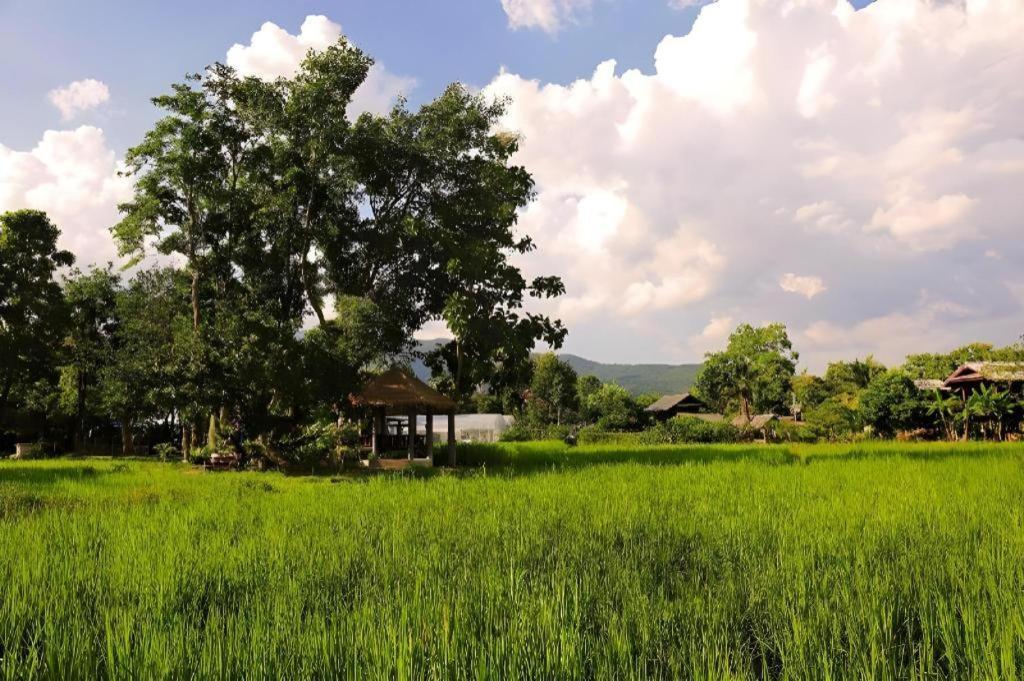 Rajapruek Place Chiang Mai Extérieur photo